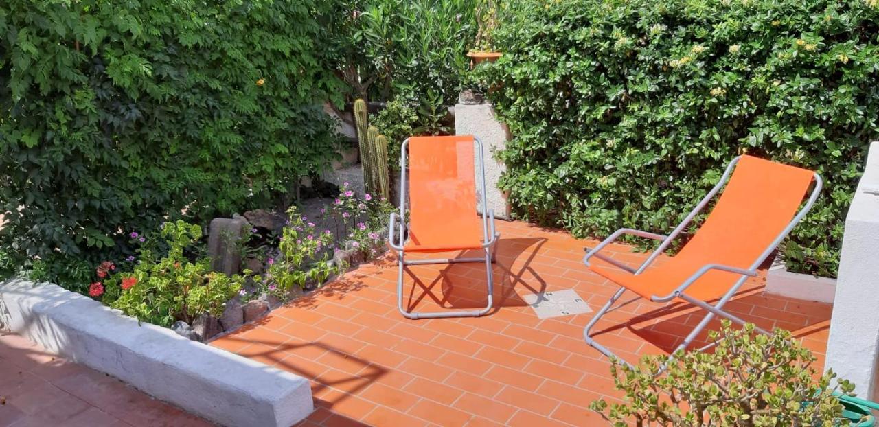 Villetta Dei Limoni Vulcano  Exteriör bild