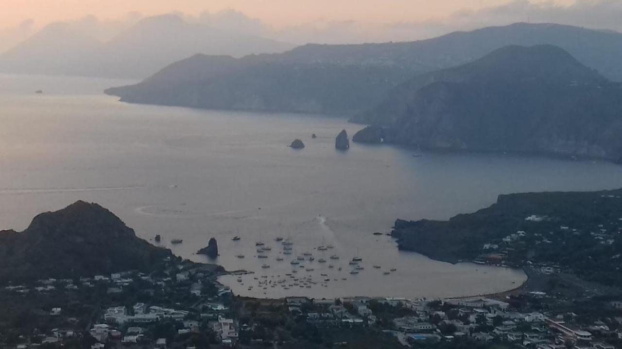 Villetta Dei Limoni Vulcano  Exteriör bild